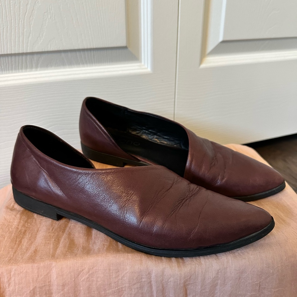 Bueno Leather Flats